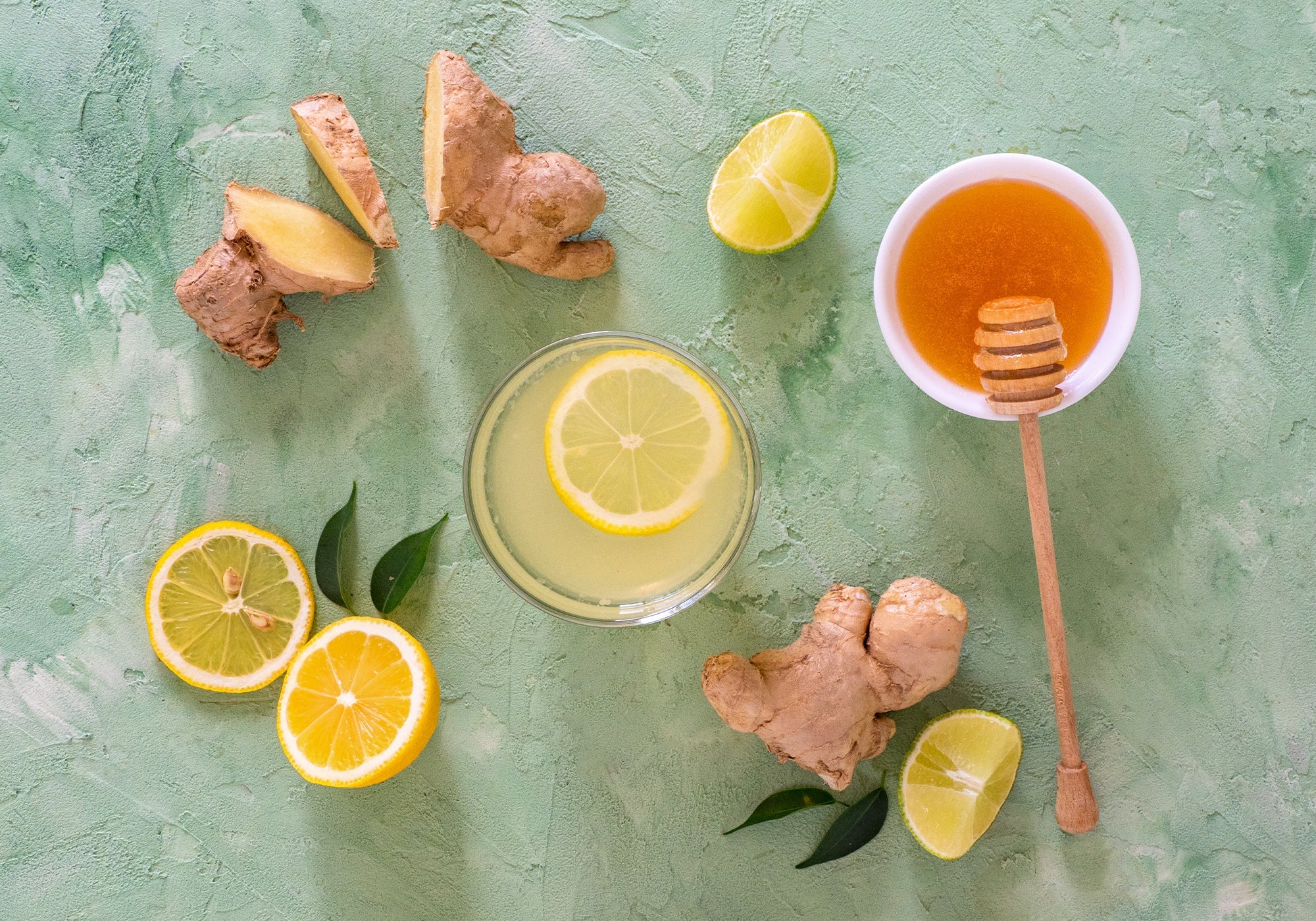 Какво лекува джинджифил с мед и лимон